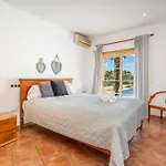 فيلة Villa Alvor *